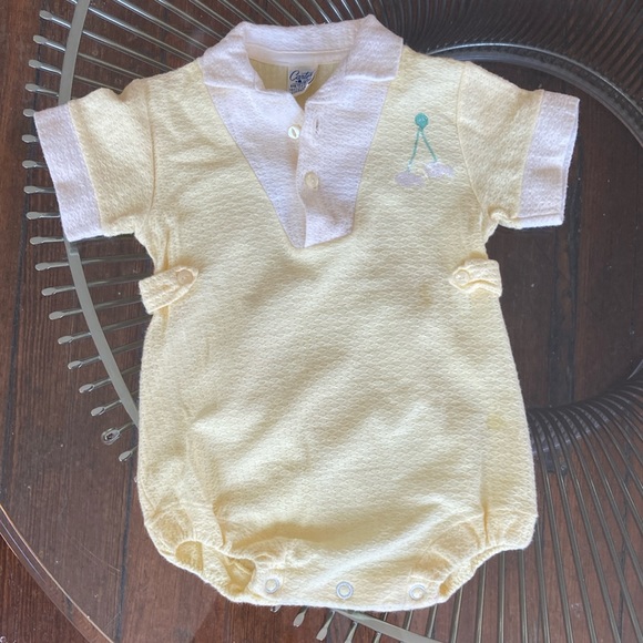 Carter’s vintage 60s mod pastel yellow knit unisex bubble romper size 6 mo. - Picture 10 of 10